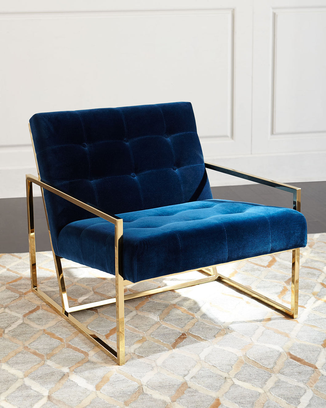 Goldfinger Lounge Chair